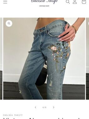 Vintage A&F embroidered jeans 8